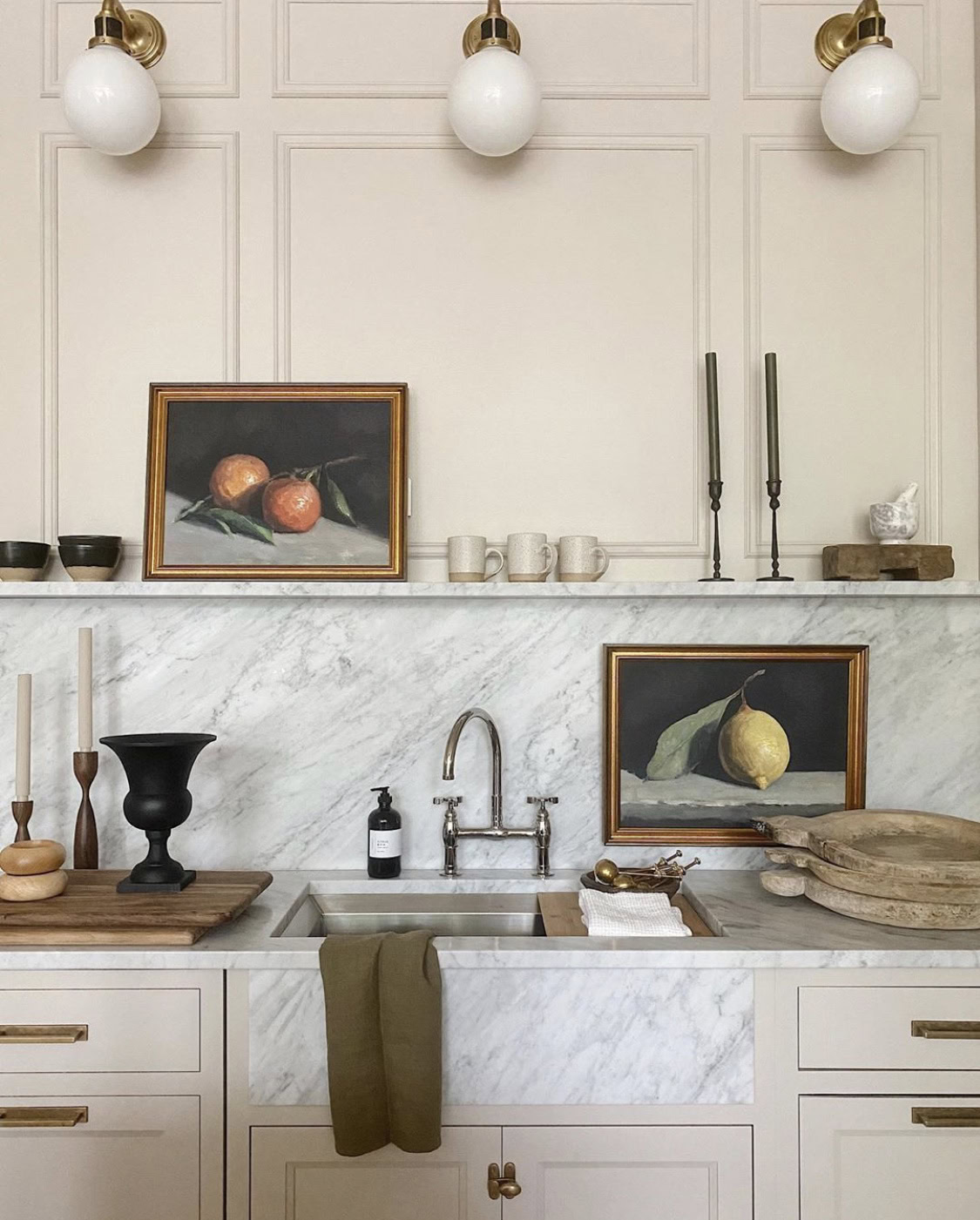 Wood-paneled walls add timeless elegance to contemporary kitchen interiors.